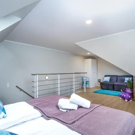 Apartamenty, I Ze Sniadaniem Kajan * Ястшембя-Гура