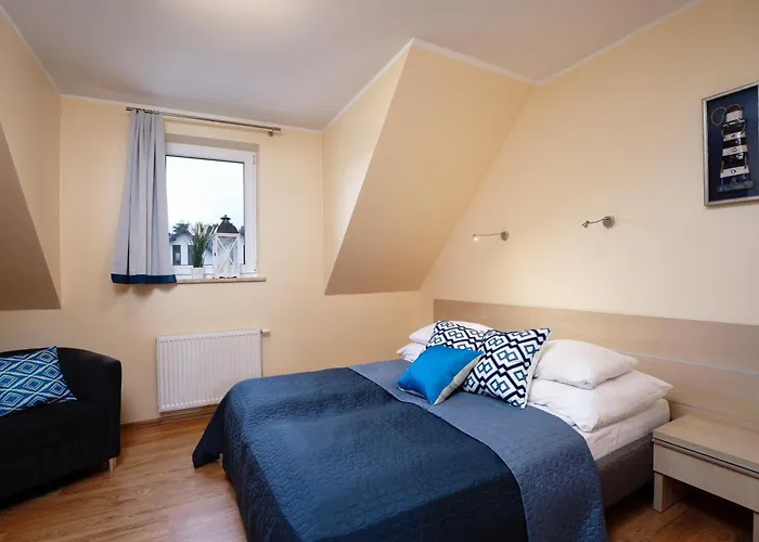 Lägenhet Apartamenty, I Ze Sniadaniem Kajan Jastrzębia Góra