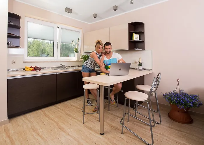 Apartamenty, I Ze Sniadaniem Kajan Lägenhet Jastrzębia Góra